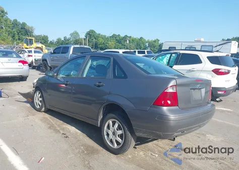 2005 Ford Focus Zx4 из США, поврежденный, VIN 1FAFP34N85W192677